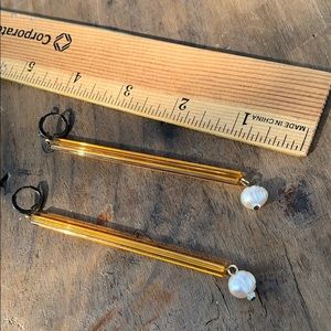 Gorgeous long dramatic earrings pearl